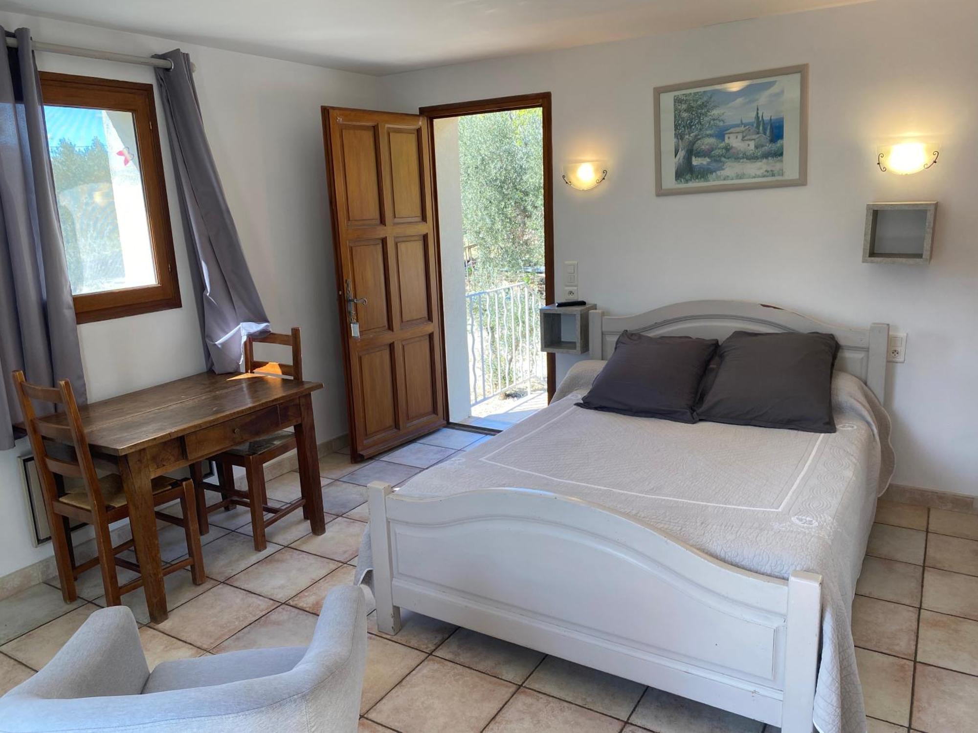 Chambre Une Fenetre Sur Le Ventoux La Clue Plaisians ภายนอก รูปภาพ